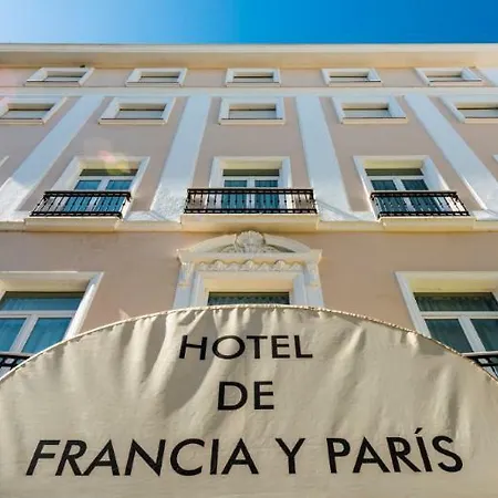De Francia Y París Hotel 3*