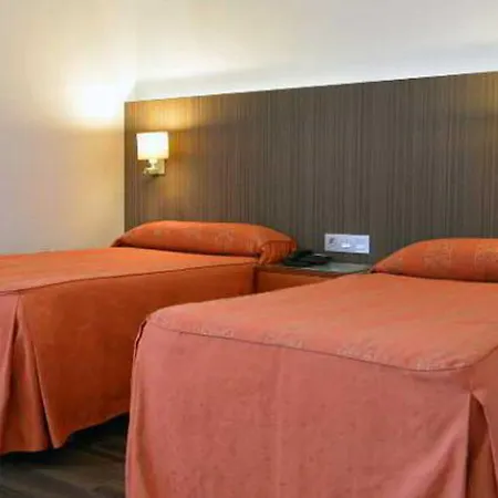 De Francia Y París Hotel 3*